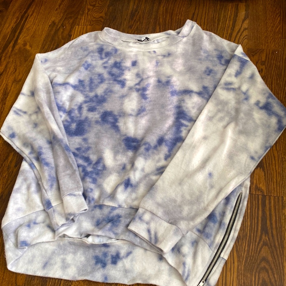 Oversized Tie-Dye Crewneck